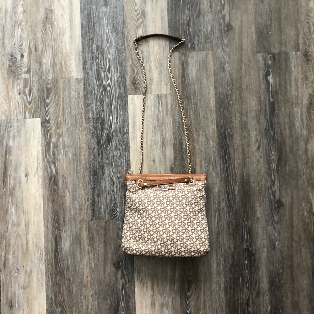 DKNY chain strap crossbody handbag